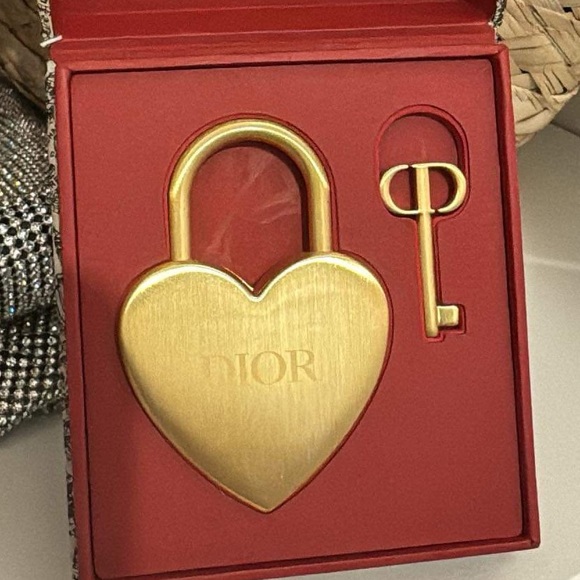 New Authentic Christian Dior- Elite Client’s present for Chinese Valentine 2023 - Picture 1 of 3